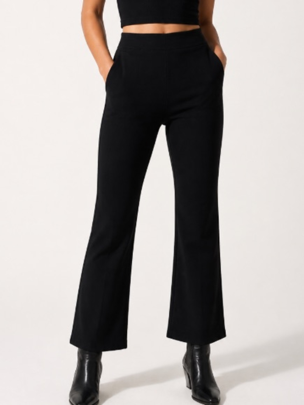 Free People | We the Free black mid rise crop flare jeans NWT size S.